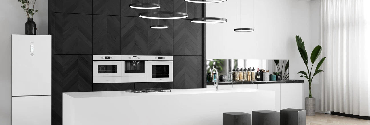 Combo Horno Compacto HLC 8400 y Calientaplatos CP 15 GS, color blanco